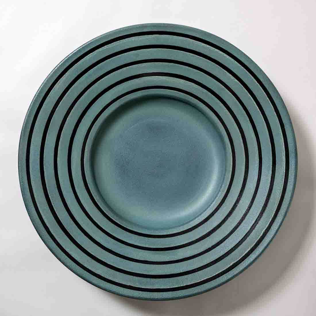 Keramiker-Sverre-Tveito-Holmen-Mellemblaet-fad-med-cirkler-diam-71cm- Web